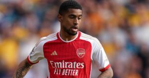 Crystal Palace thay thế Eze bằng chính người thừa Arsenal