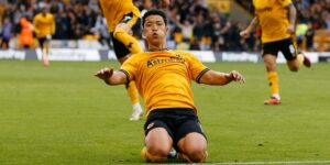 Crystal Palace săn sao người Hàn