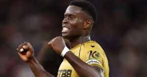 HLV Crystal Palace phủ nhận thông tin Marc Guehi gia nhập Liverpool