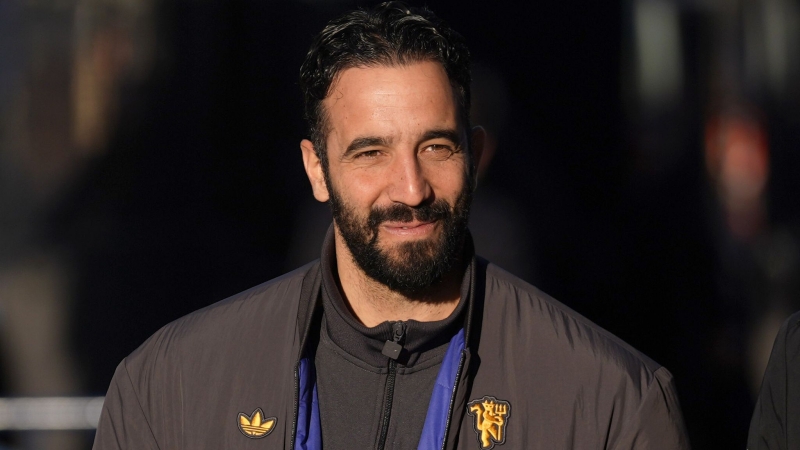 Manchester United ráo riết tìm kiếm ứng viên thay thế Amorim